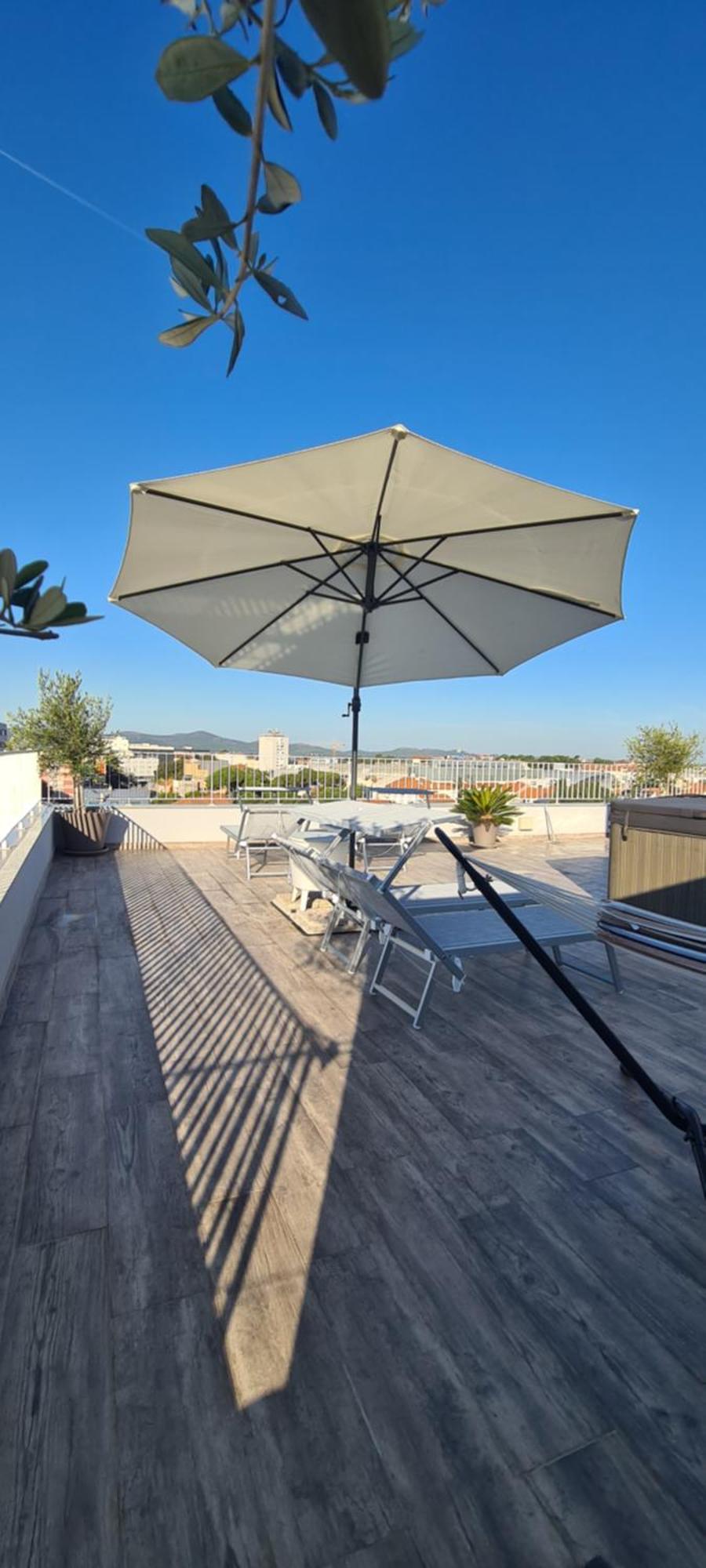 Zadar Sunset Penthouse With Spectacular View And Jacuzzi Apartment ภายนอก รูปภาพ